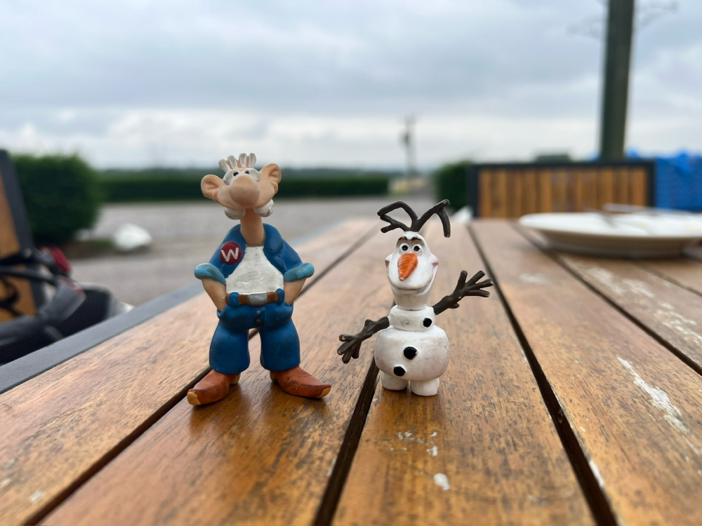 Beim Café halt, mussten sie aus der Jackentasche hüpfen