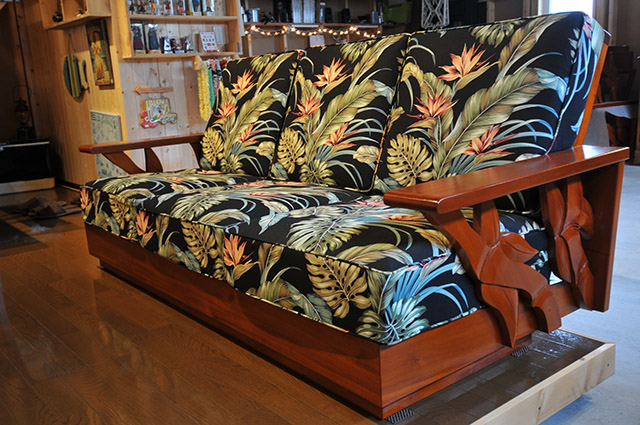 Mahogany side carving sofa three-seat