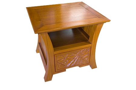 Hawaiian Carving Lamp Table