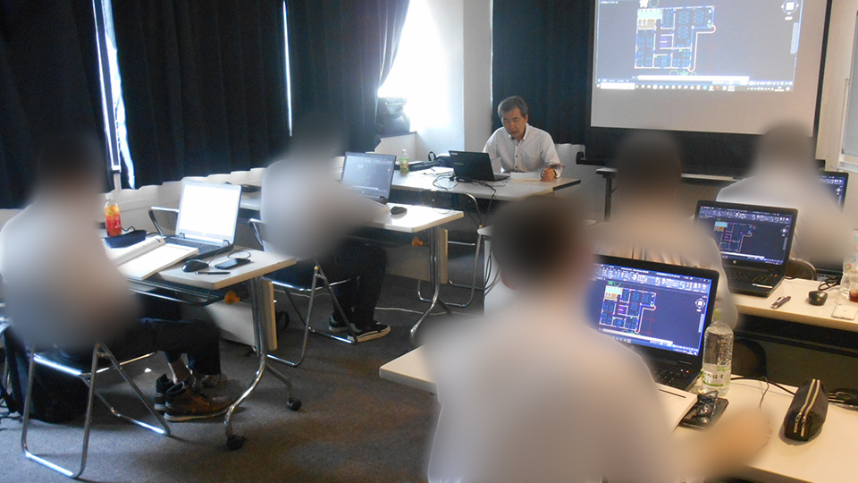 【AutoCAD】大阪府　製造メーカー様【グループ講座】講習実施事例