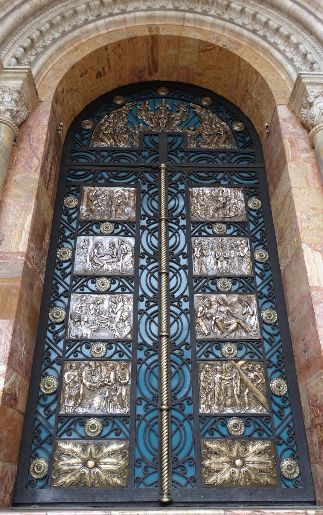 de 'nieuwe' kathedraal (1975)