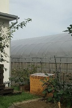 底がある箱型のコンポスト