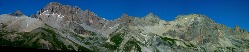 col du Lautaret 2 057 m (AU BOUT DES PIEDS)