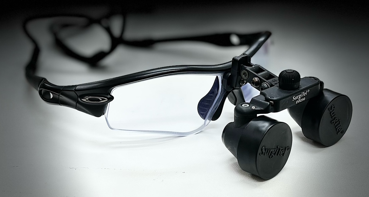 Surgitel EVC250 サージテル 2.5倍 歯科 ルーペ 医療 Radar EV