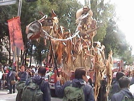 Títeres Garabatosos en el Desfile Bicentenario 2010 2