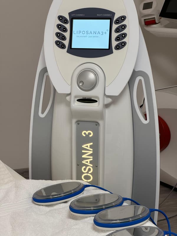 Hightech-Kosmetikgerät bei Bella's Beauty in Dortmund