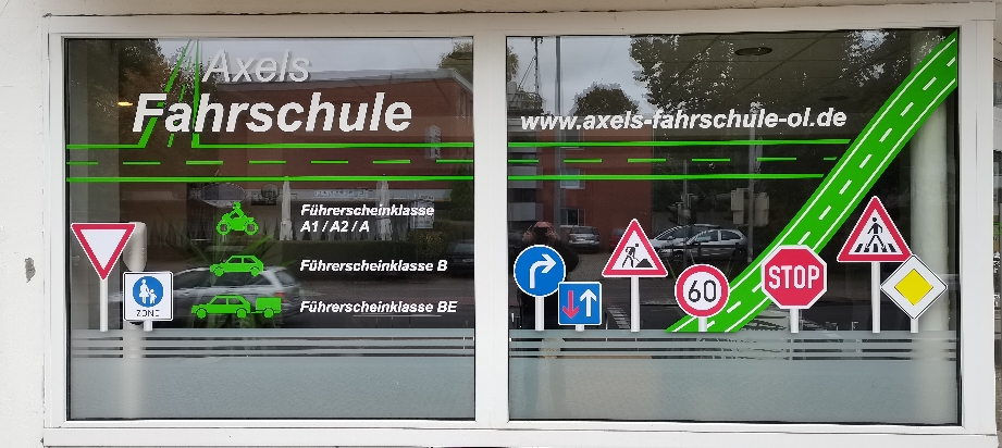 Unsere neue Schaufensterdeko.