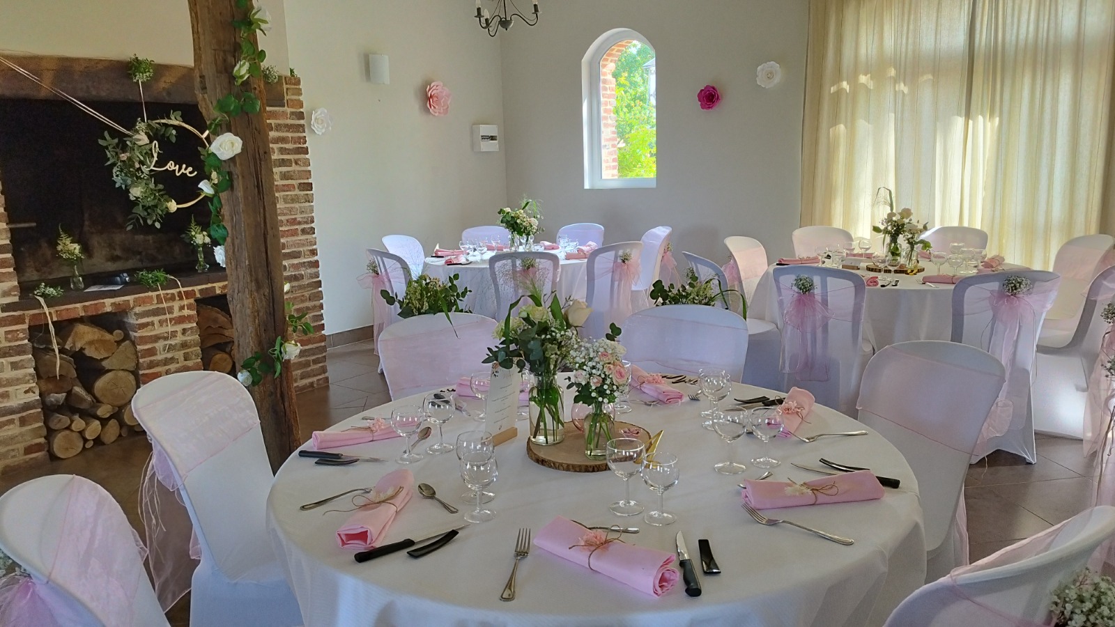 Décoration de table, ronde pour 8 personnes.