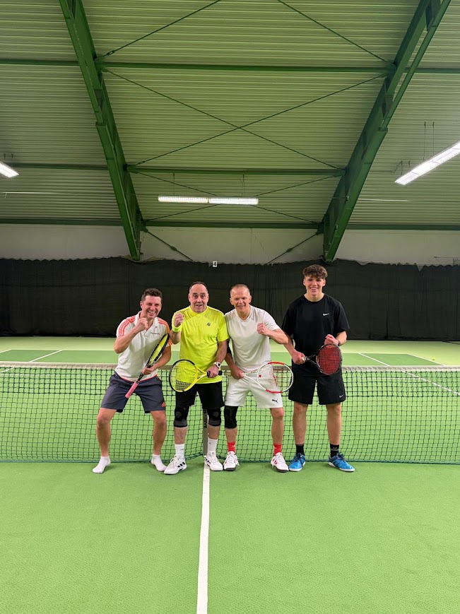 von links: Riccardo, Steffen, Dominik, Roman