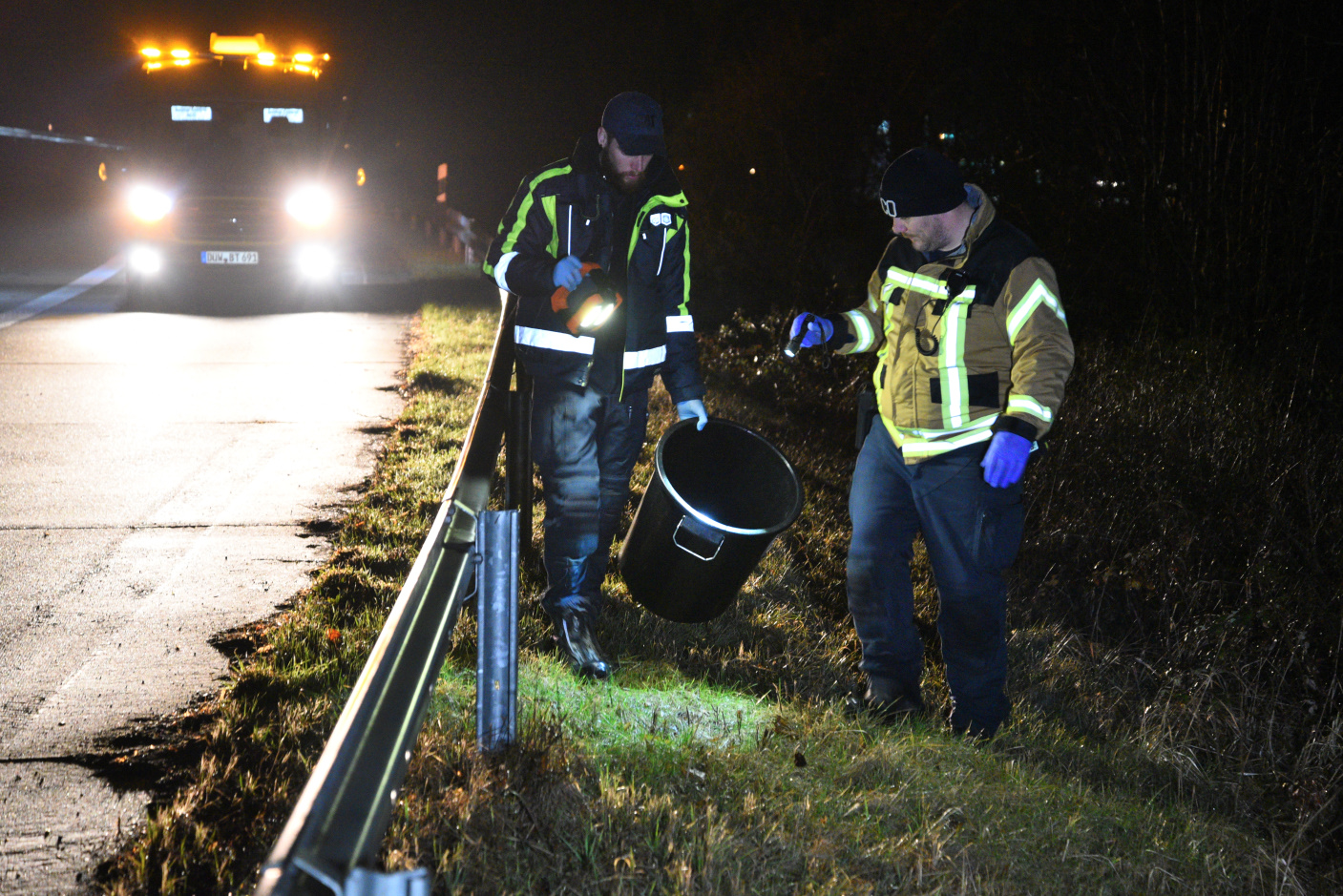 Hockenheim: Krötenwanderung über die Autobahn - Tierrettung Rhein-Neckar rettet knapp 100 Erdkröten vor dem Tod