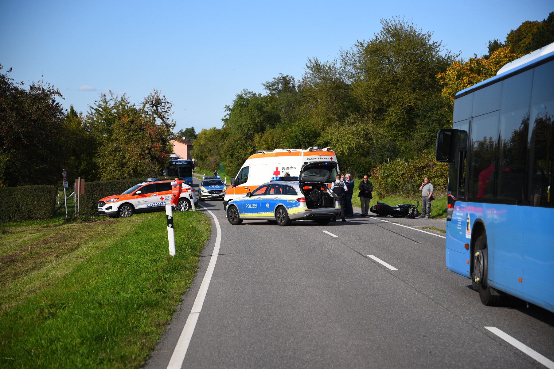 Motorradfahrer nach Verkehrsunfall schwer verletzt