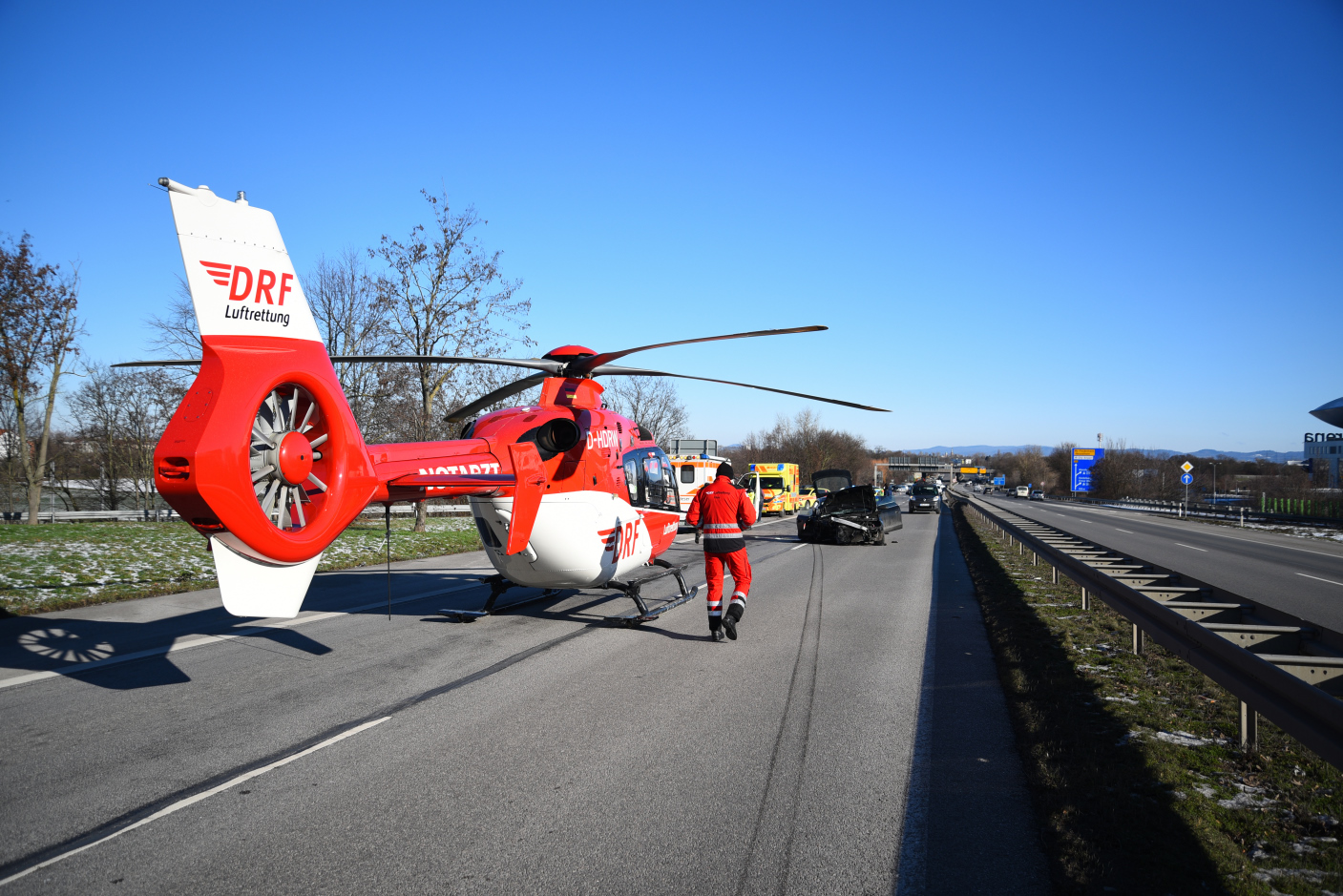 Mannheim: Schwerer Verkehrsunfall auf der B 38