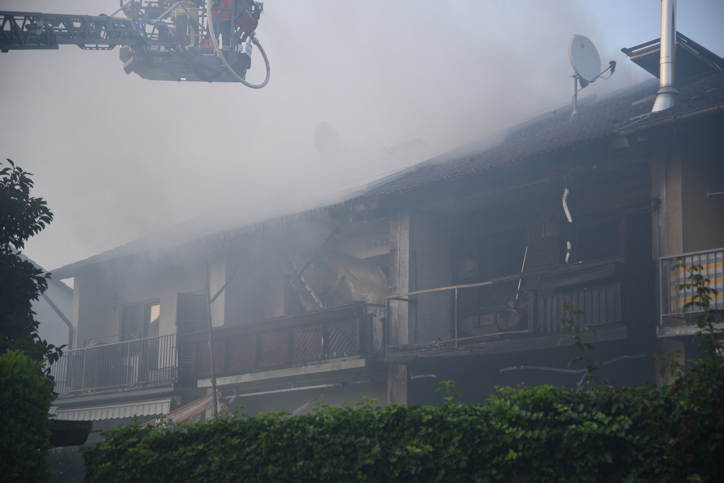 Laudenbach Rhein-Neckar-Kreis: Brand zweier Doppelhaushälften