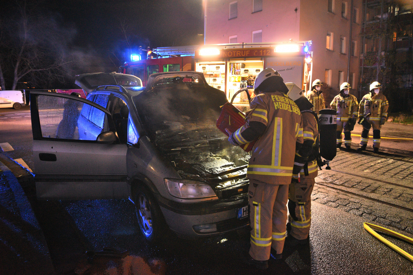 Heidelberg: Vollbrand eines Pkw - Totalschaden