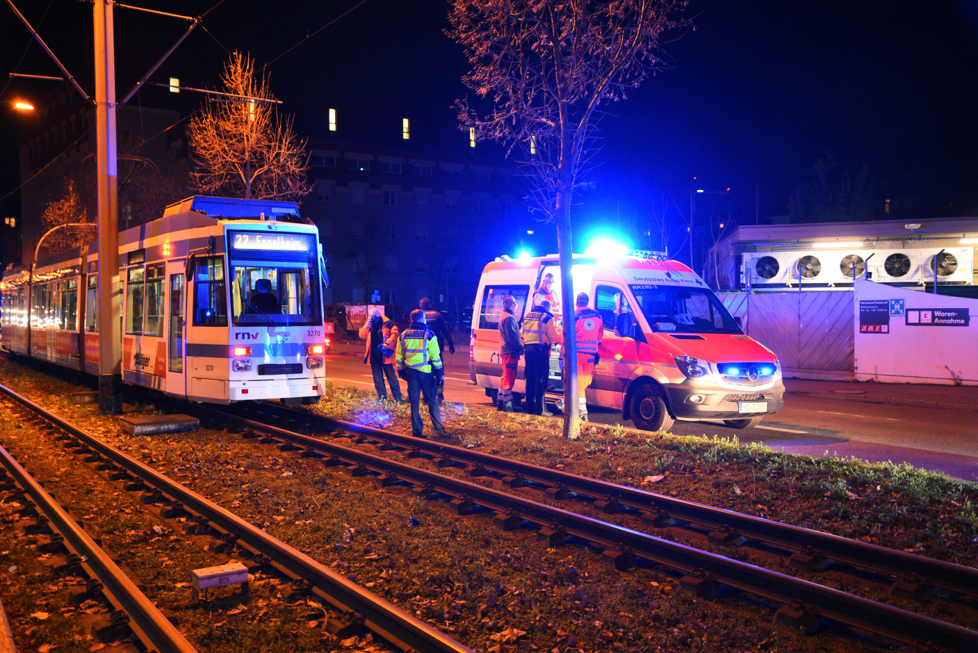 Heidelberg: Fußgänger von Straßenbahn erfasst und schwer verletzt