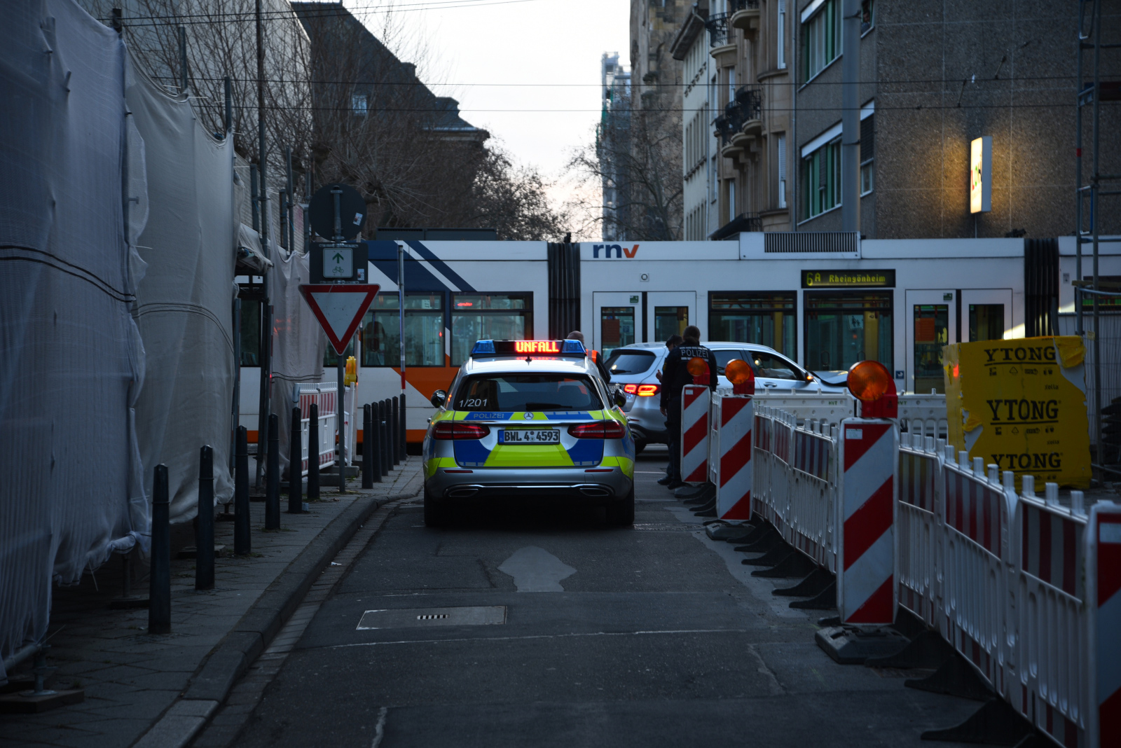 Mannheim: Zusammenstoß mit Straßenbahn