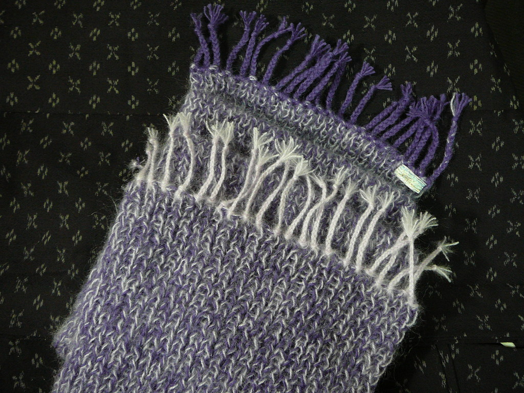 手編みマフラー　樹紫加(じゅしか)