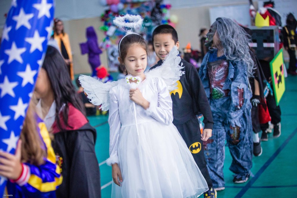 Halloween at CIS 英校国际部万圣节来啦！