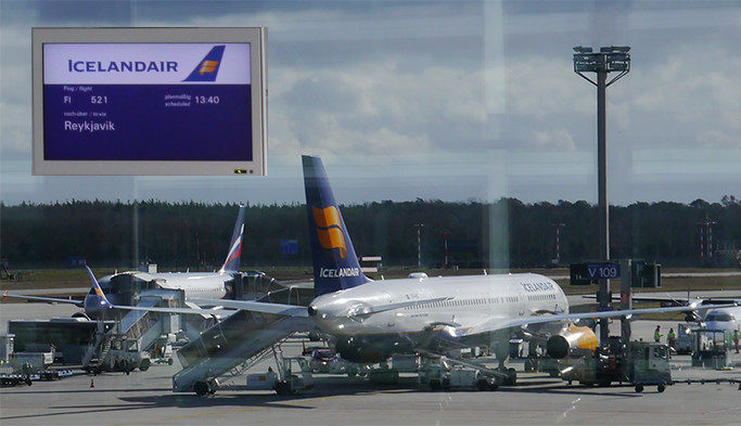 Kasimir, Cäsar und Fredi am Flughafen