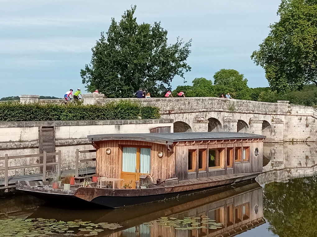 toue cabanée du Relais de Chambord