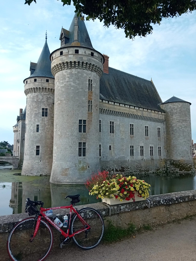 Sully-sur-loire : le château