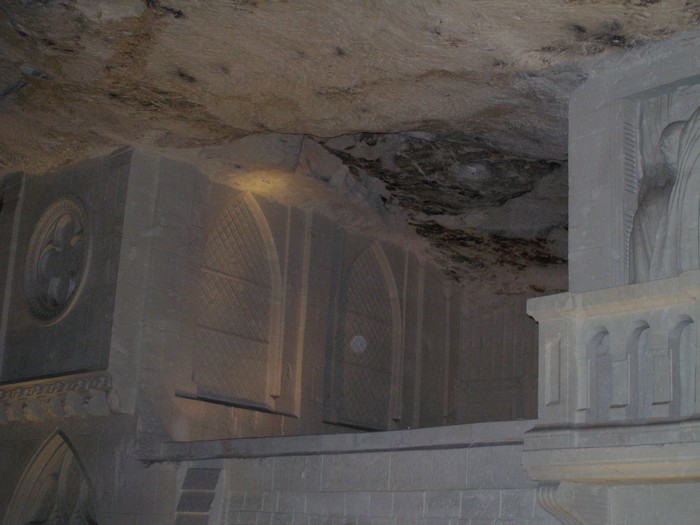 Visite des caves troglodyte des Roches (Champignonière)