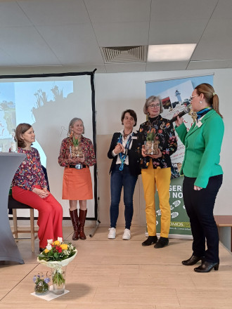 Foto v.l.: Heike Götz, Elke Flick-Clausen, Kathrin Dehn-Schumacher, Else von Ludewig, Pamela Lepeschka
