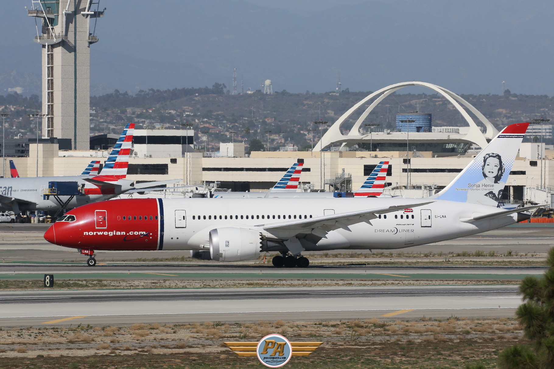 Boeing 787-8 Dreamliner "Norwegian" immatriculé EI-LNA  