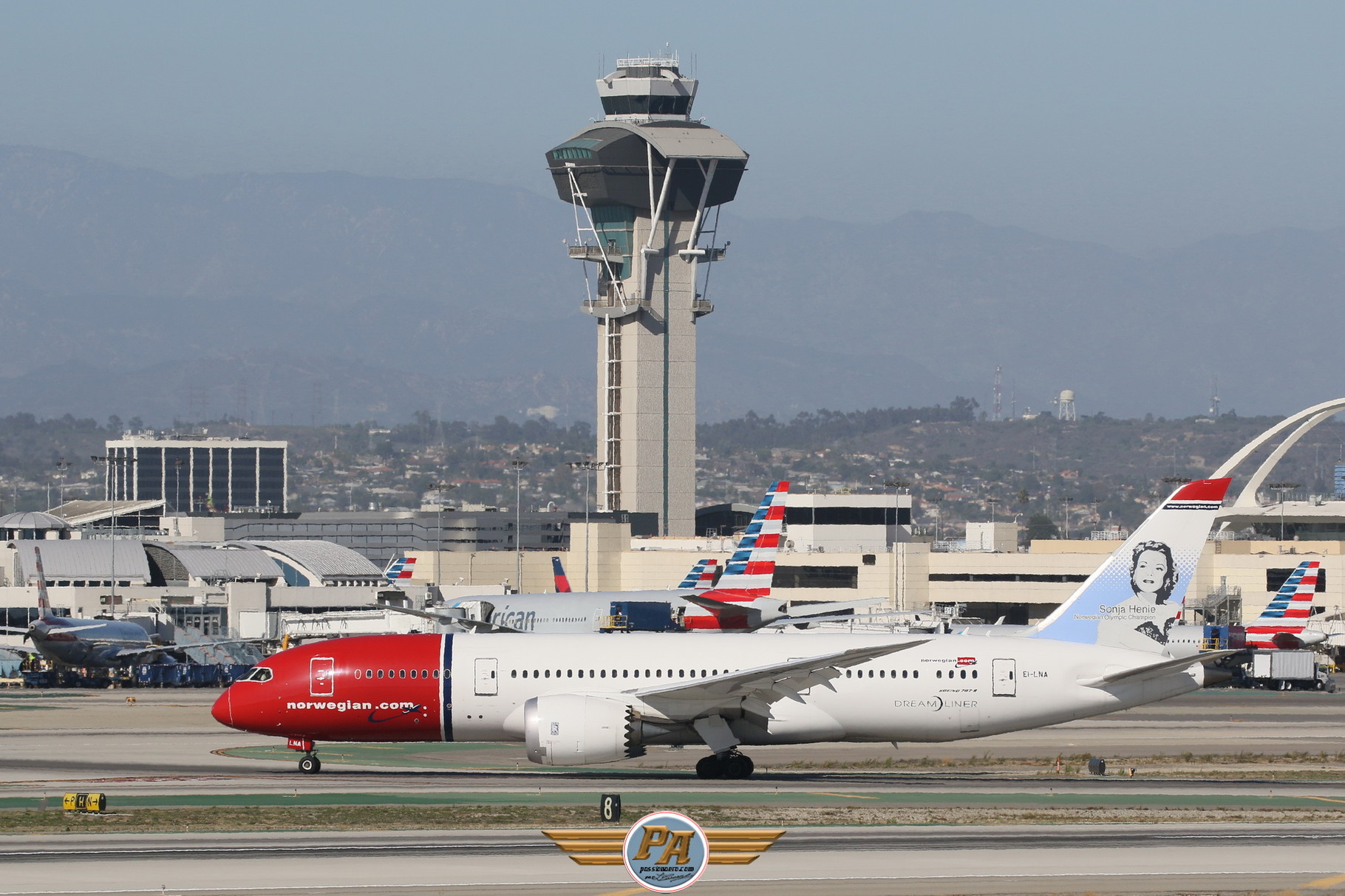 Boeing 787-8 Dreamliner "Norwegian" immatriculé EI-LNA  