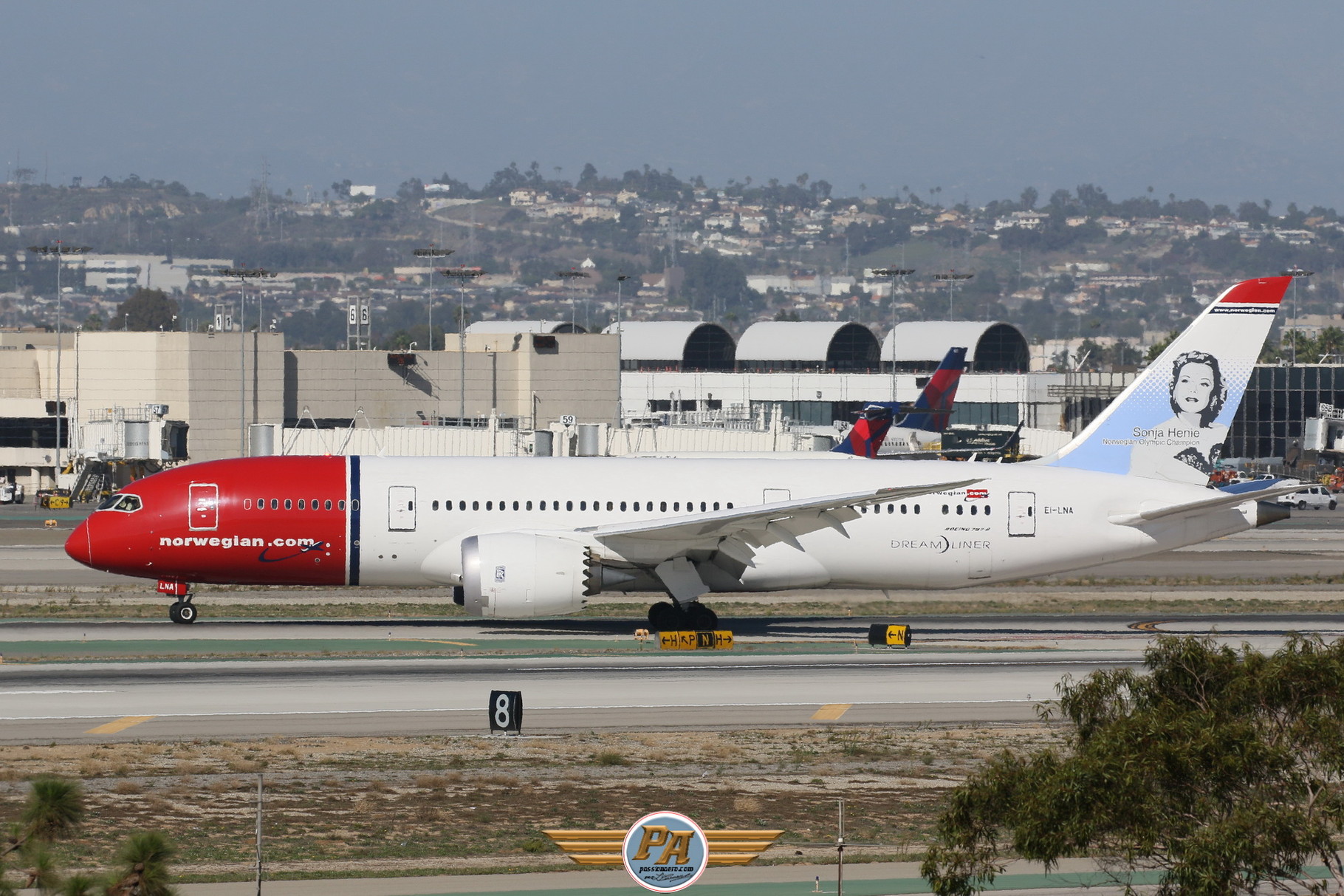 Boeing 787-8 Dreamliner "Norwegian" immatriculé EI-LNA  