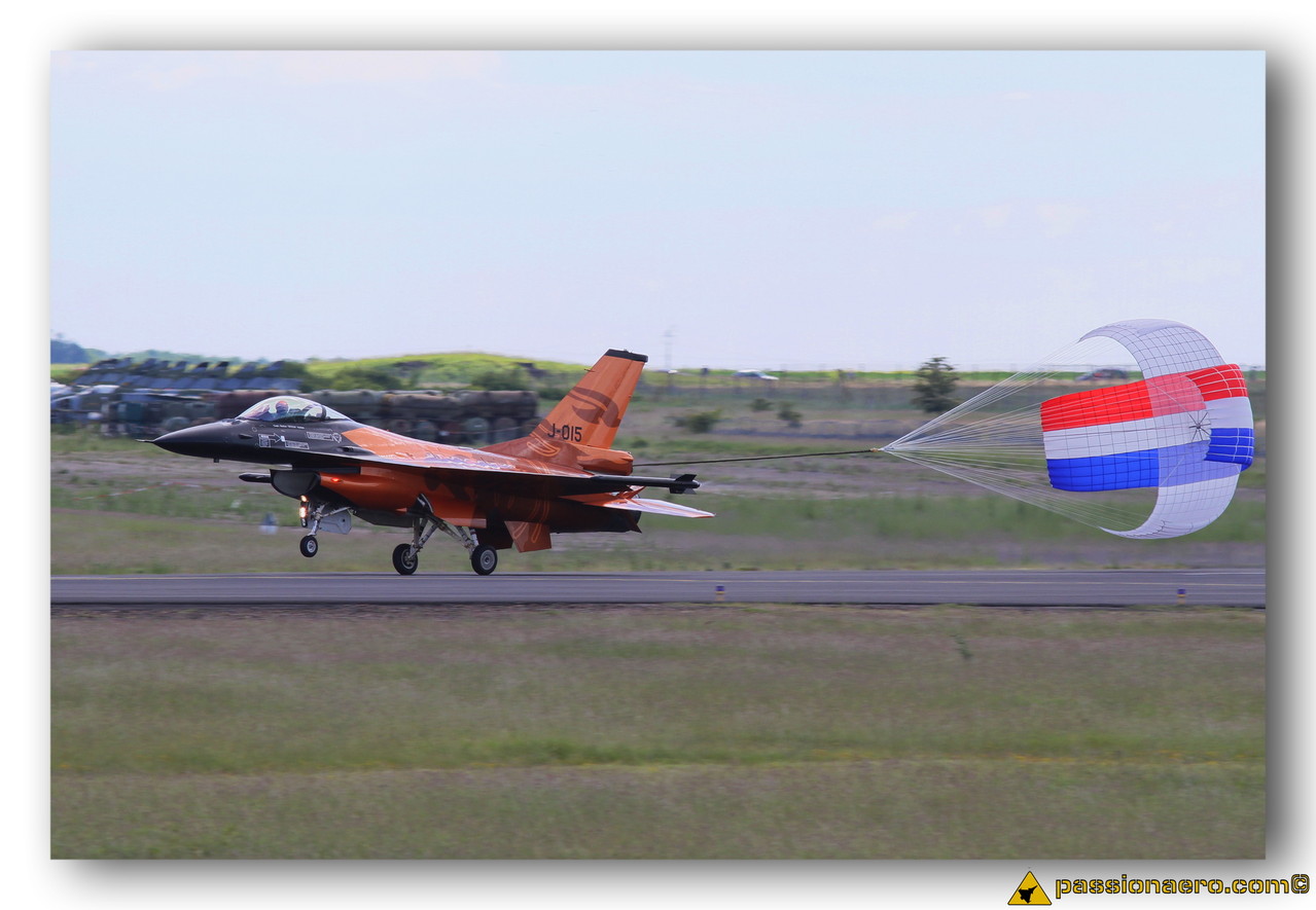F-16 MLU Solo Display Pays-Bas