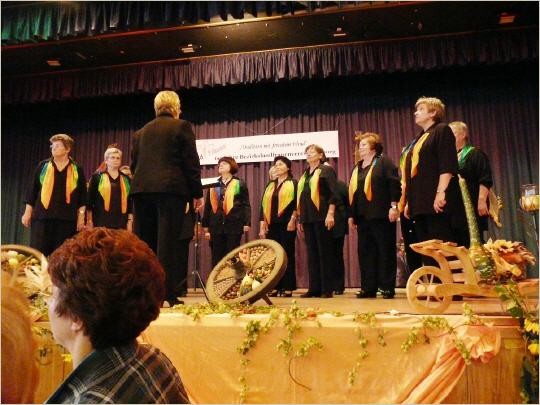 Die Sing- und Tanzgruppe der Landfrauen Brechen