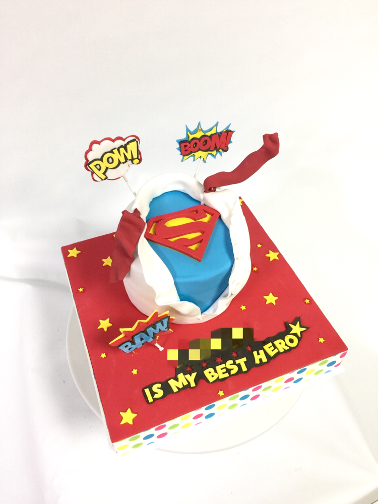 #スーパーマン #アメコミ #ヒーロー #ポップ #スーパーヒーロー #ケーキ #superhero #superman #hero #party #funnycake #cake #fondantcake #pop #popcake #pateasucre #pastadizucchero #sekerhamuru #🇯🇵 #Japan