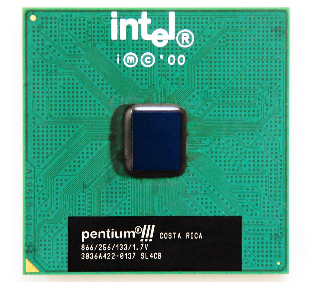 Intel Pentium III CPU MUSEUM MUSEUM OF MICROPROCESSORS & DIE