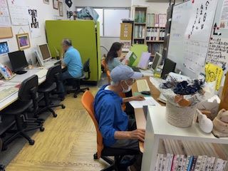 不安定なお天気ですね(^^)/