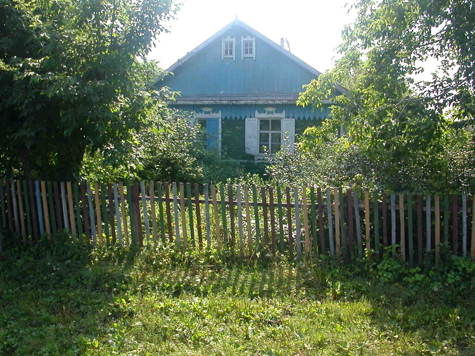 ... steht  dieses Haus, vom Vater 1962 gebaut. 