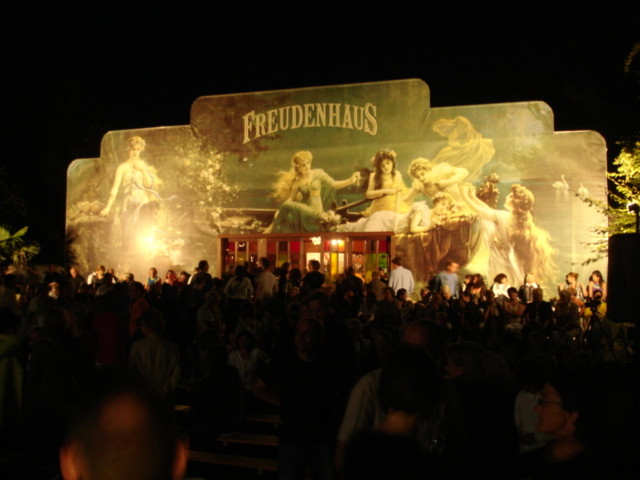 ...trotz dieses tollen Blicks von der Bühne!