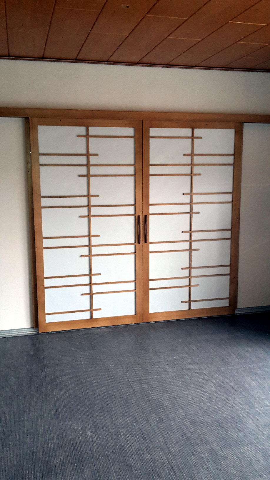 Shoji-Schiebetür mit Japanpapier-Bespannung