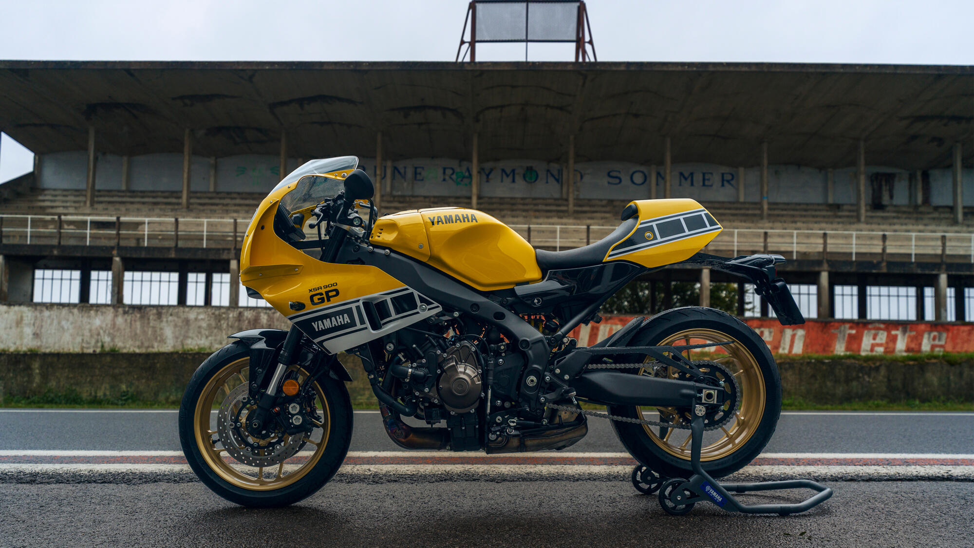 XSR 900GP *Kenny Roberts Edition*