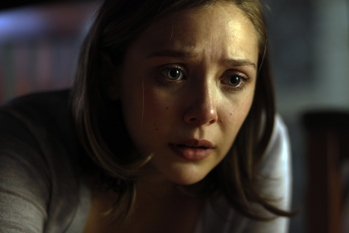 Silent House (2011)