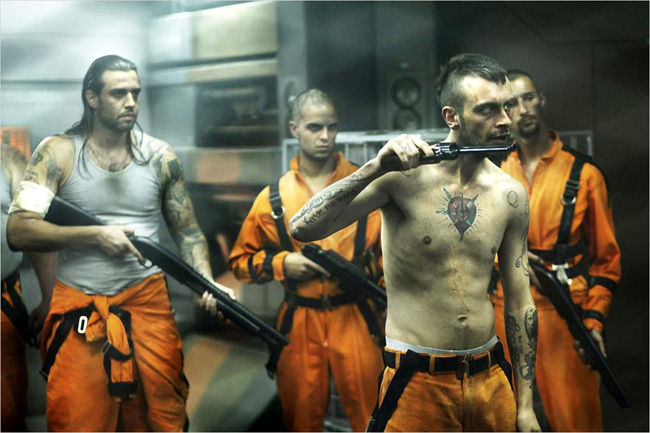 Lock Out (2012) 