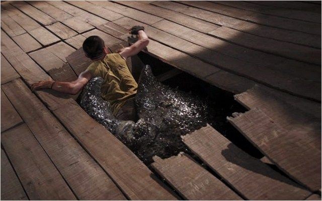 Deep Water de Brian Yuzna - 2010 / Horreur - Science-Fiction