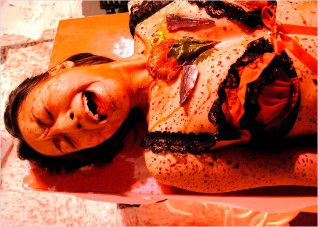 Dead Sushi de Noboru Iguchi - 2012 / Comico-Gore - Horreur