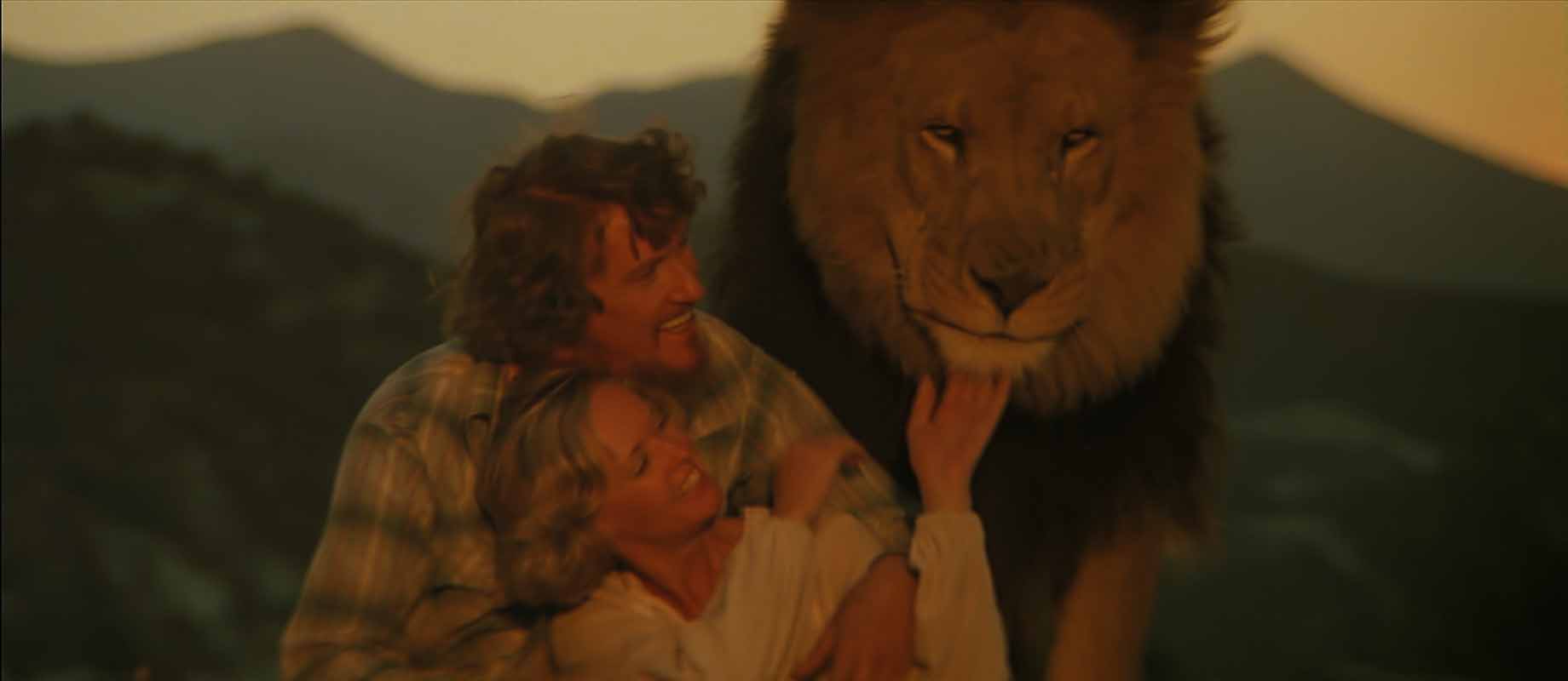 Roar (1981)