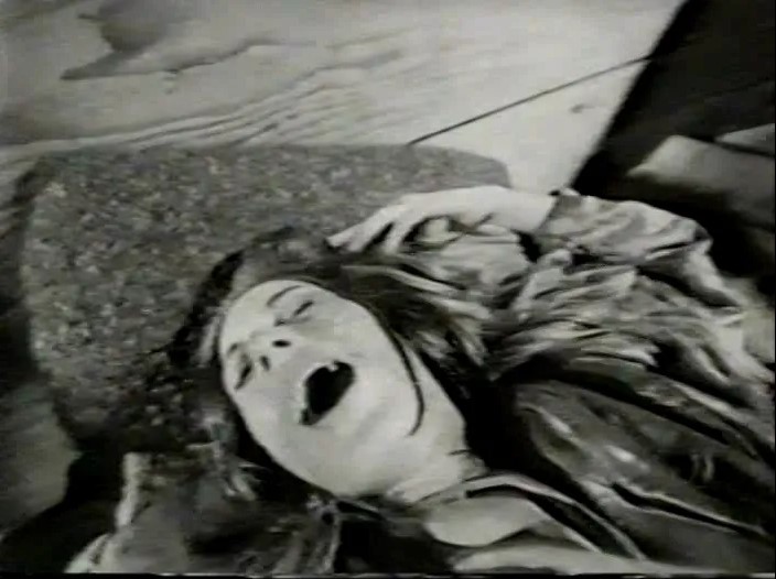 Deafula (1975)