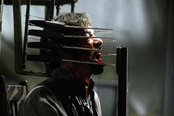 Saw 4 (2007) 