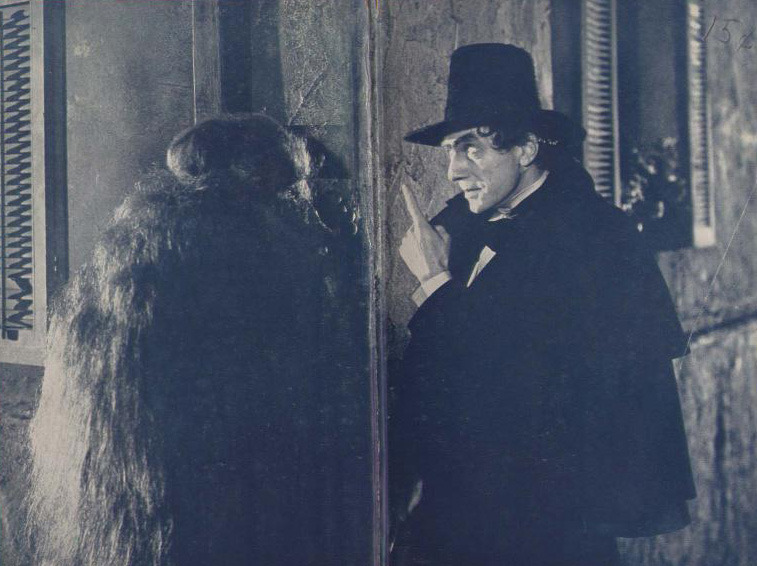 Double Assassinat Dans La Rue Morgue (1932)