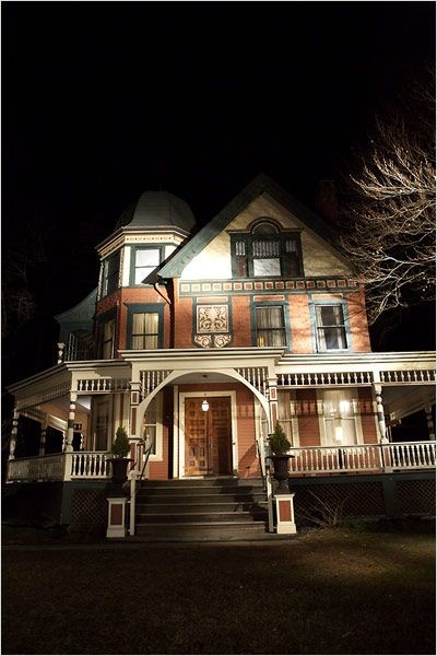 The House Of The Devil (2009)