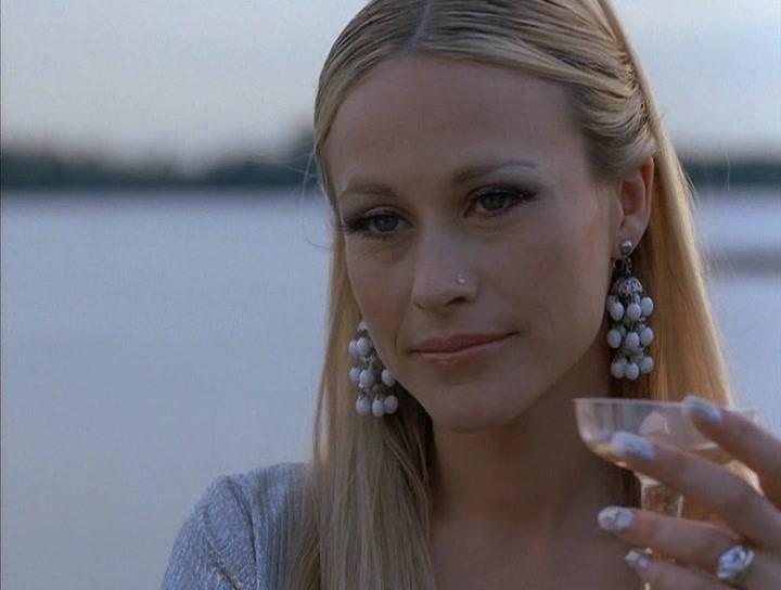 En Eaux Troubles (2002)