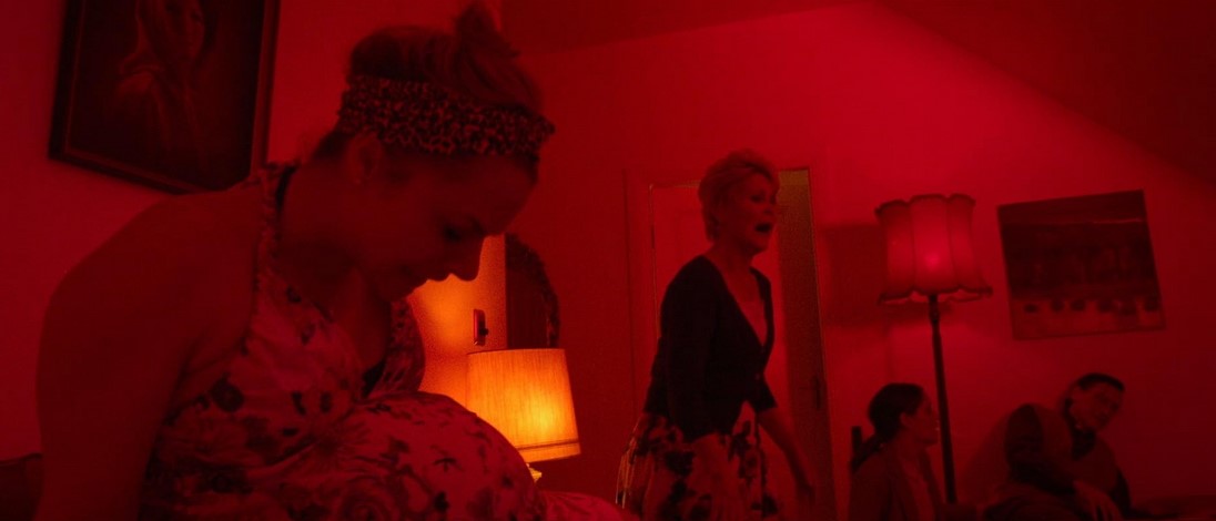 Red Christmas (2016) 